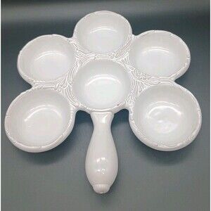 Style Eyes Baum Brothers Embossed Whiteware Baking Dish With 6 Round Cups